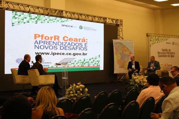 Cogerh é homenageada durante evento PforR Ceará e recebe selo Comemorativo dos Correios
