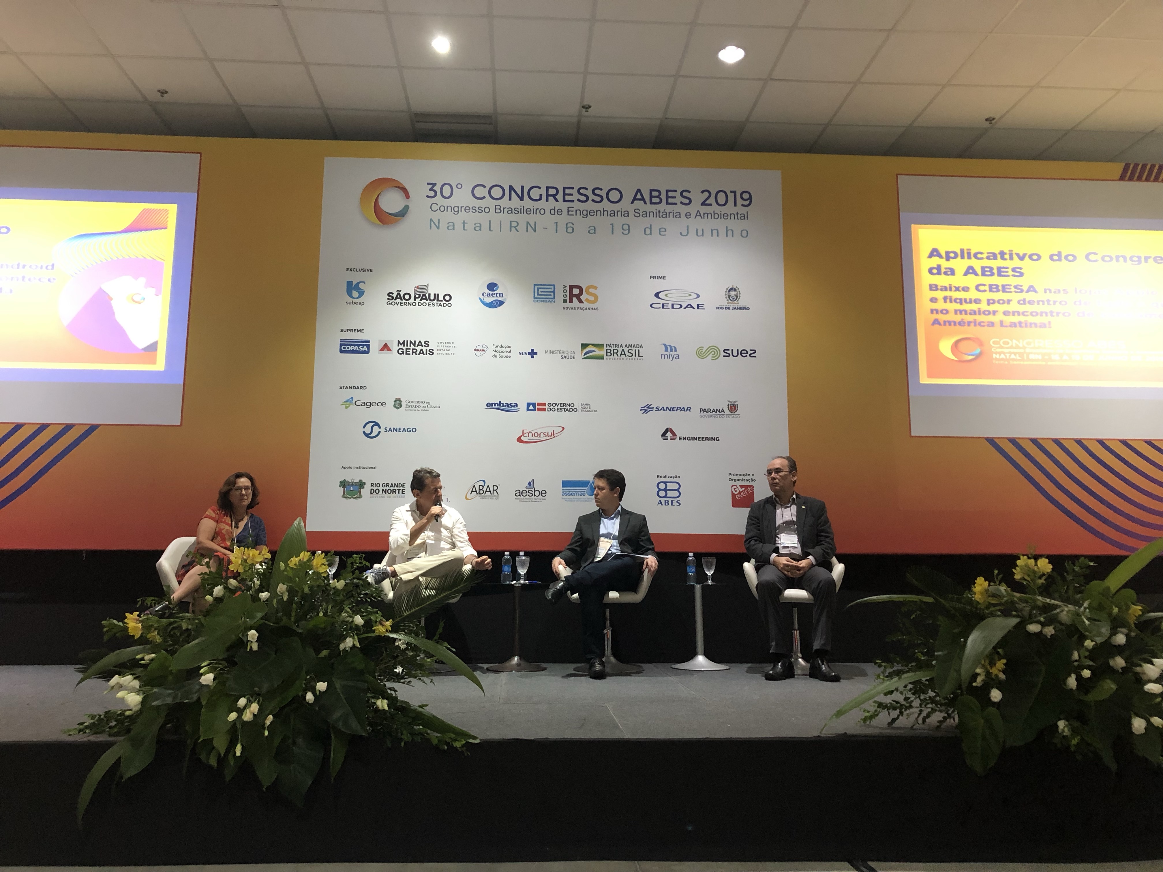 Secretário debate integração das águas do Rio São Francisco em congresso