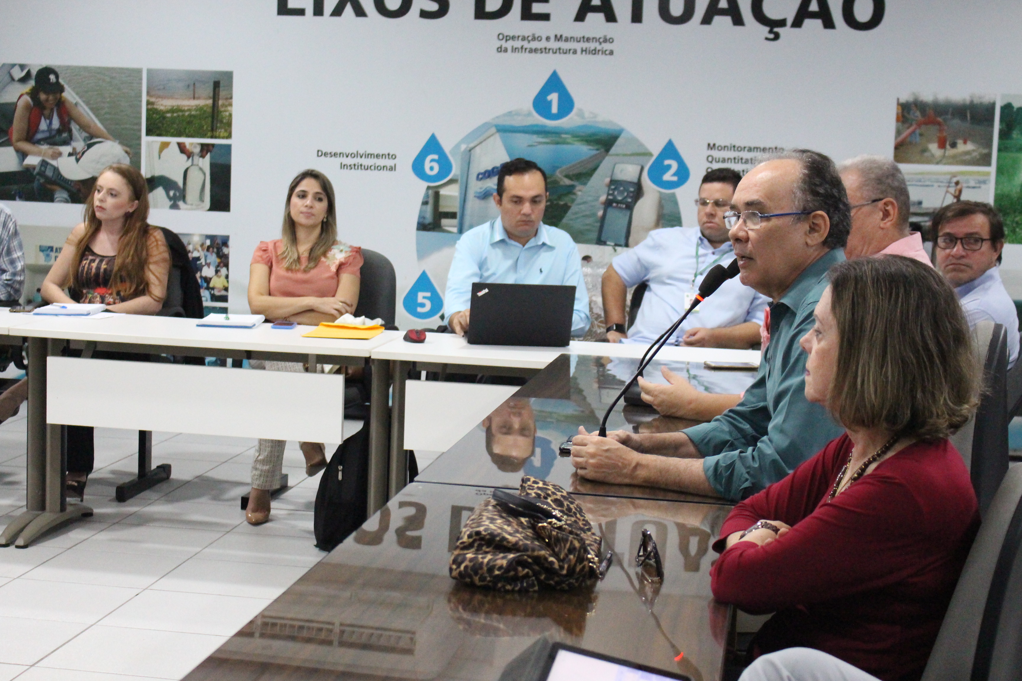 Gerentes Regionais da Cogerh se reúnem com gestores da SRH