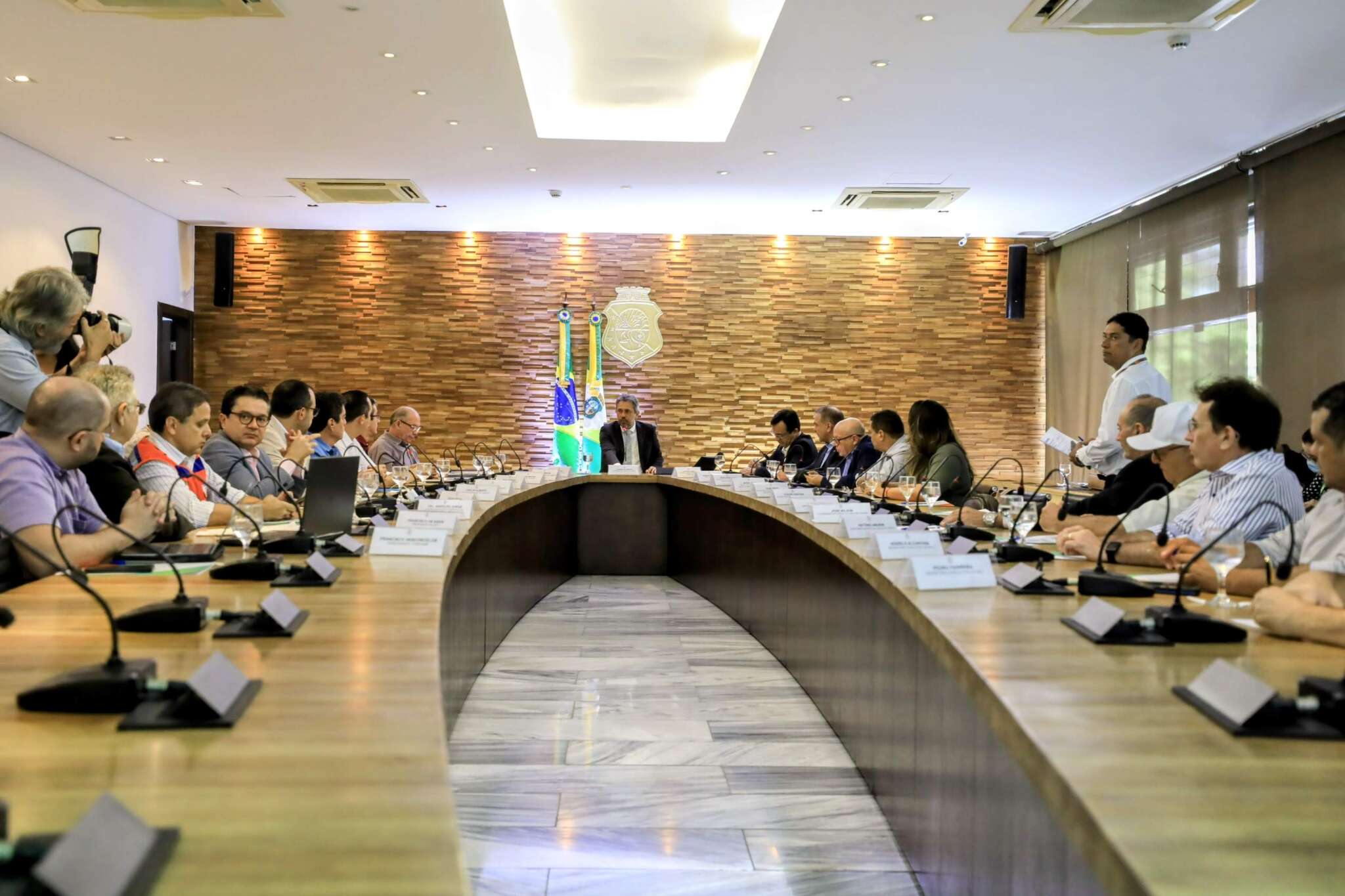 Governo do Ceará promove reunião conjunta para elaborar plano de contingência para impactos do El Niño
